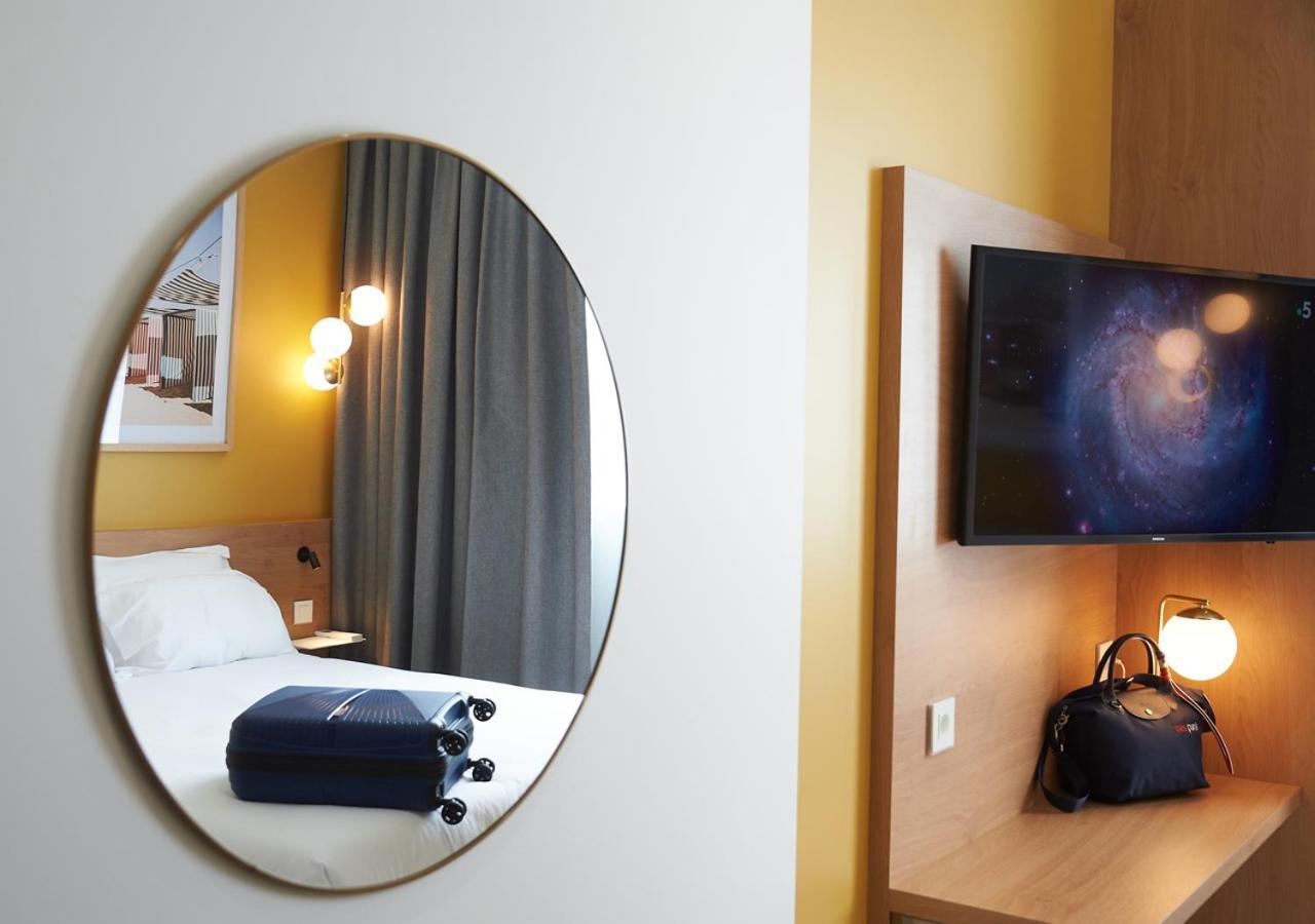 Corner-set Centre Apartment Cholet